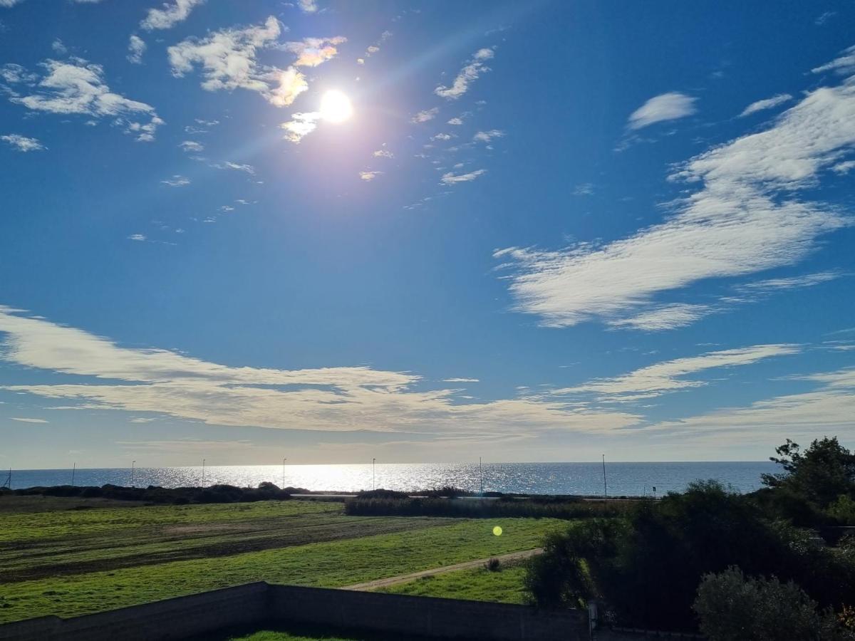 Le Case Di Pat - Palms Home San Pietro in Bevagna Kültér fotó