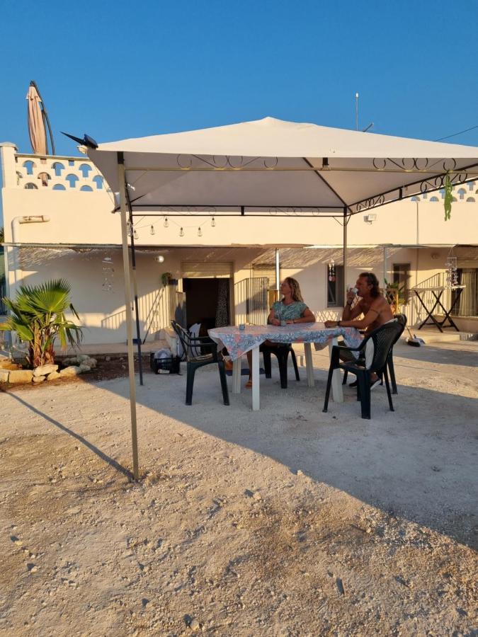 Le Case Di Pat - Palms Home San Pietro in Bevagna Kültér fotó